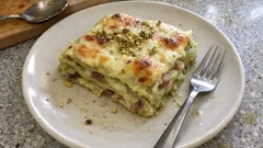 Pistachio Lasagna (Lasagne al Pistacchio): a creamy white lasagna worth baking
